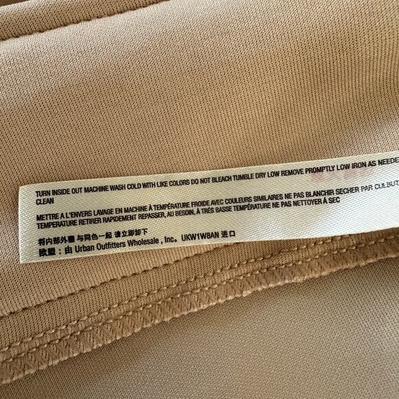 Free People Movement Light Heart Flare Pant in Sandshell Women 12 Athleisure New - Picture 9 of 11